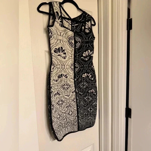 Rachel Roy Black And White Body Con  Dress Size S - Picture 3 of 6
